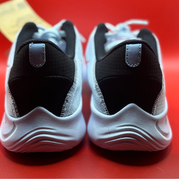 Nike Flex Experience Run 9.5M 11W
Running Shoes Easter Spring Father Day Track - Picture 8 of 11